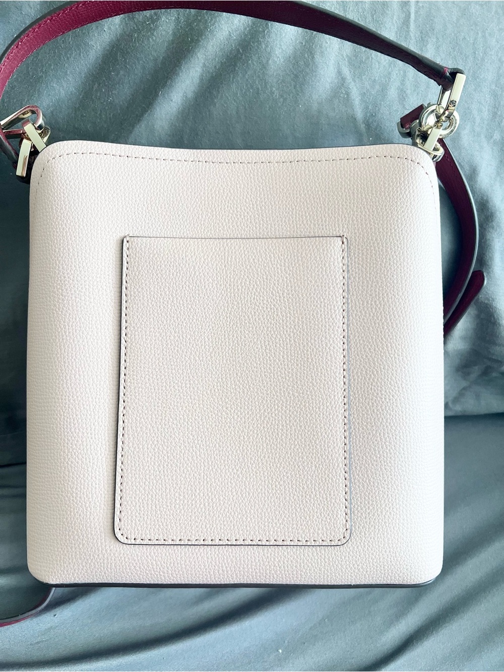Kate Spade small Darcy bucket crossbody bag w/ matching wallet in light pink - Picture 3 of 14
